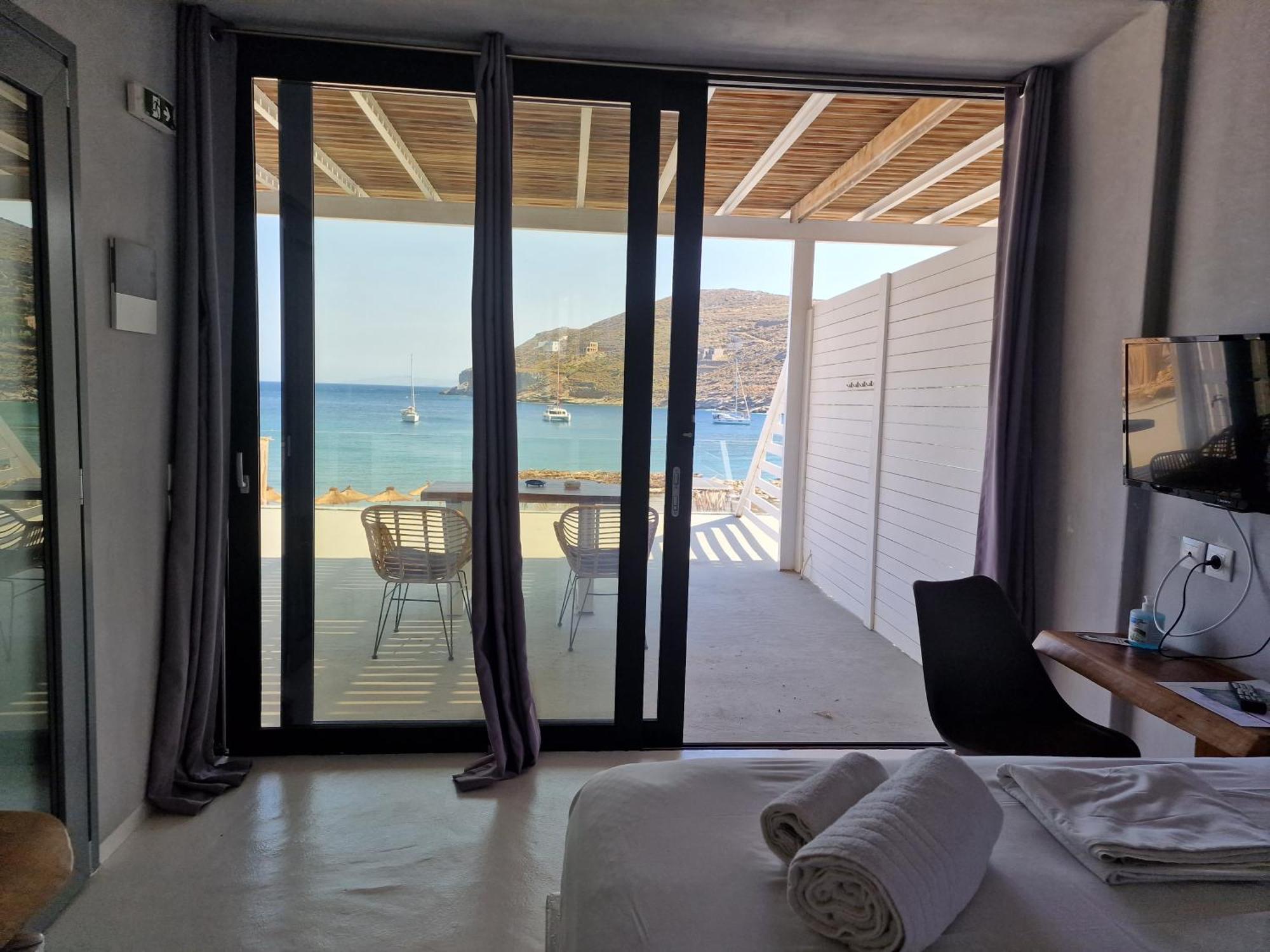 Spathi Beach Suites Kea Szoba fotó