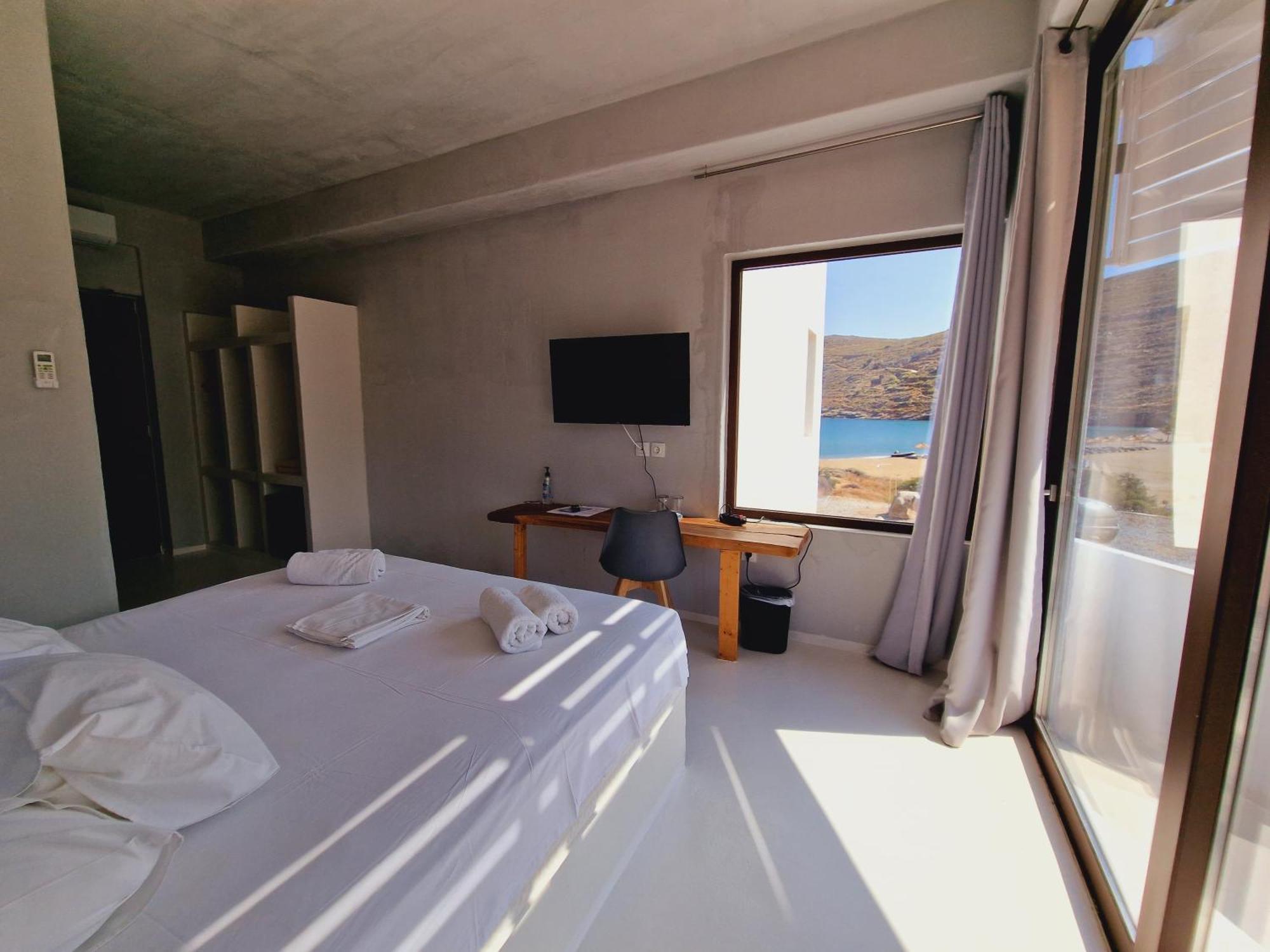 Spathi Beach Suites Kea Szoba fotó